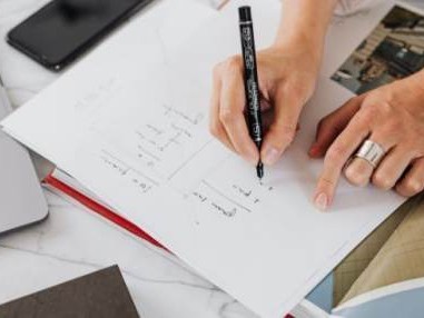 造價師?？际悄哪?></a> 
		<div   id=